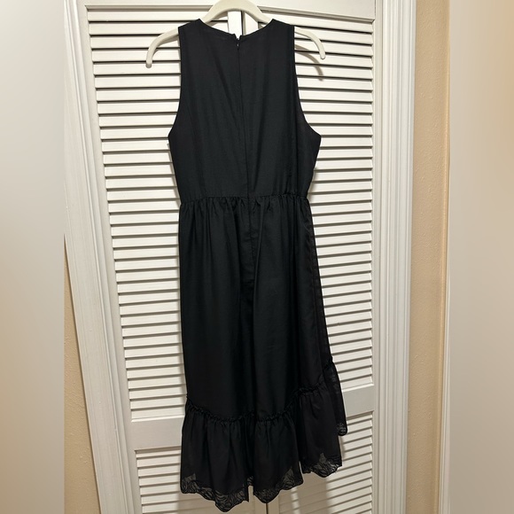 Halston Heritage Black Sleeveless Lace Hem Dress size 12 - Picture 7 of 9